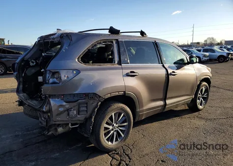 2017 Toyota Highlander Xle from USA, damaged, VIN 5TDJZRFH7HS406488